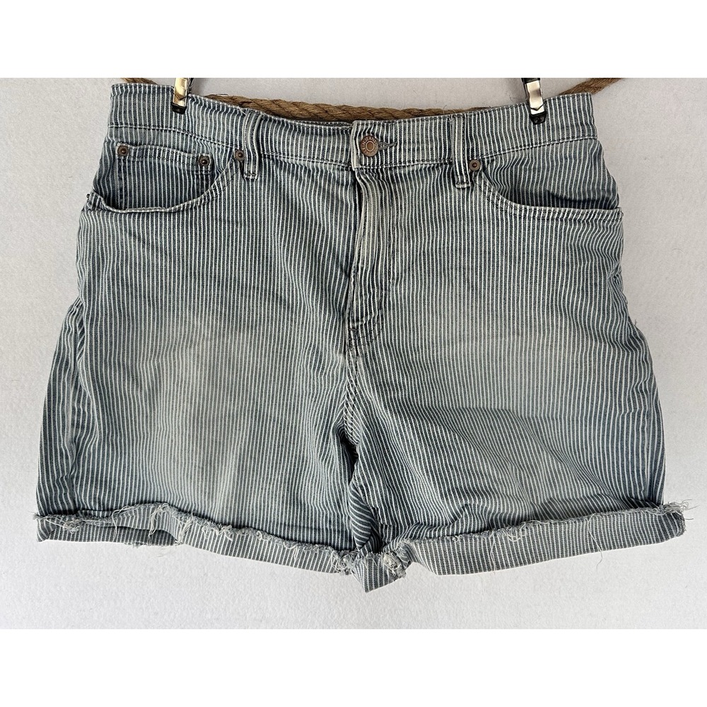 Calvin Klein Shorts Jean Denim Striped Stretch Cuffed Women’s Size 12 Y2K